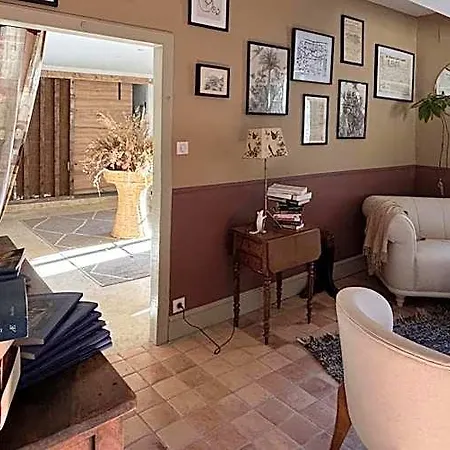 Le Moulin Dumas فندق غراينا