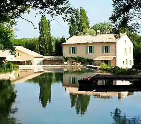 Le Moulin Dumas 2* غراينا